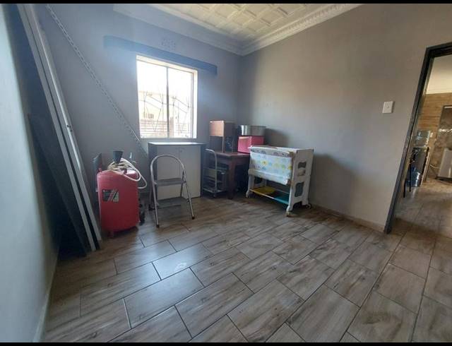 3 BEDROOM HOUSE FOR SALE IN DASPOORT ESTATE